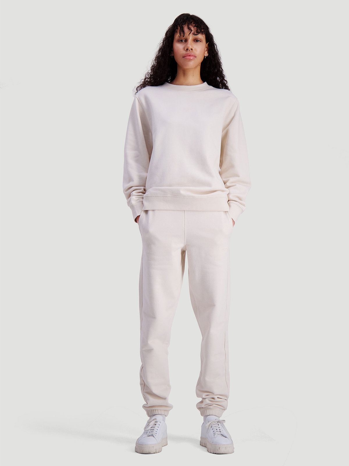 W. Oslo Crew Cream On Cream 5