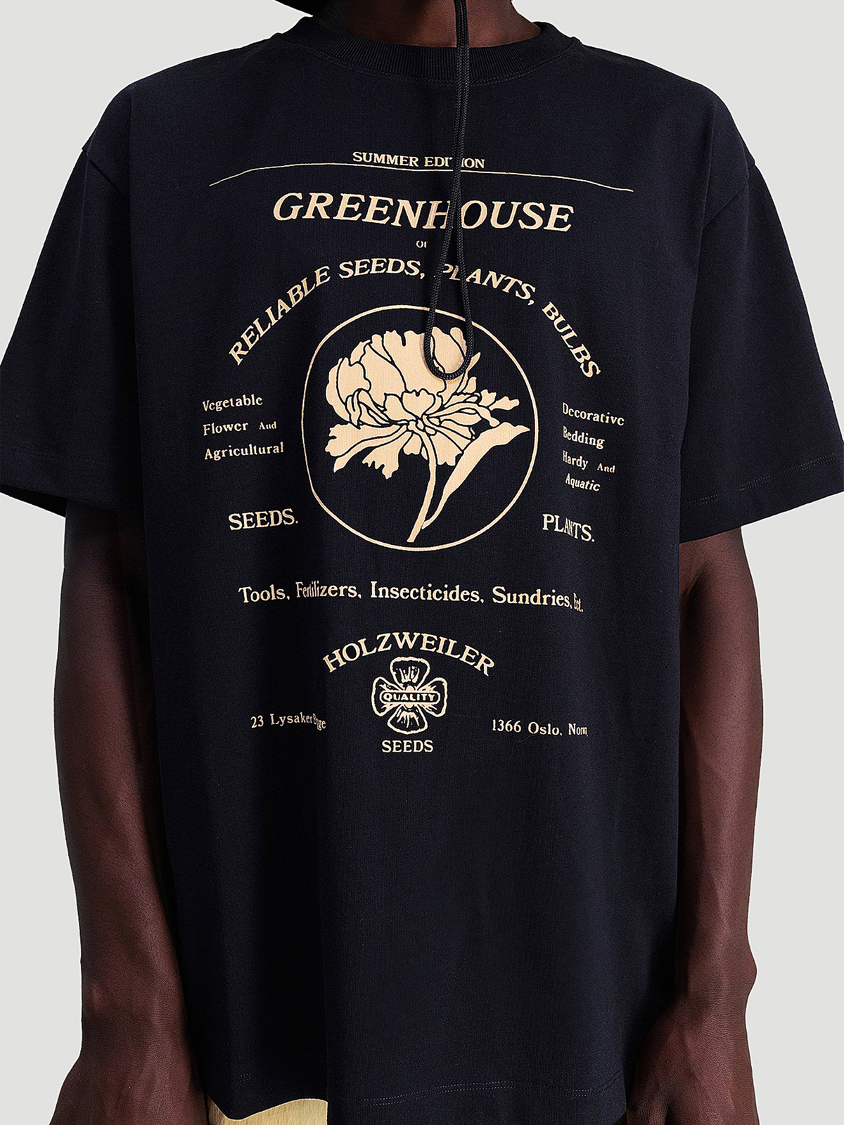 Fleur Tee Black Greenhouse 6