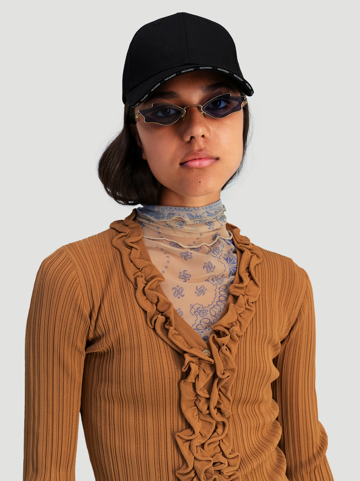 Wendy Knit Cardigan Lt. Brown 2