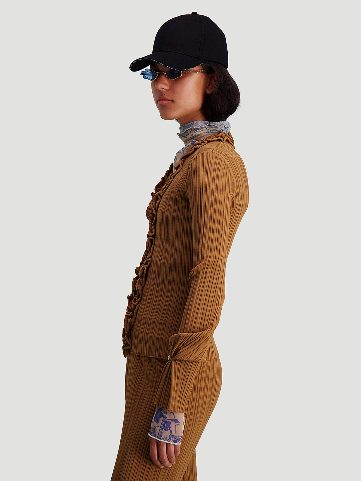 Wendy Knit Cardigan Lt. Brown 4