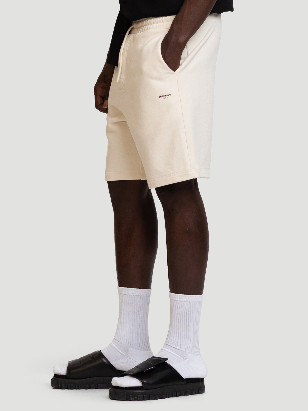 M. Oslo Shorts Ecru 3