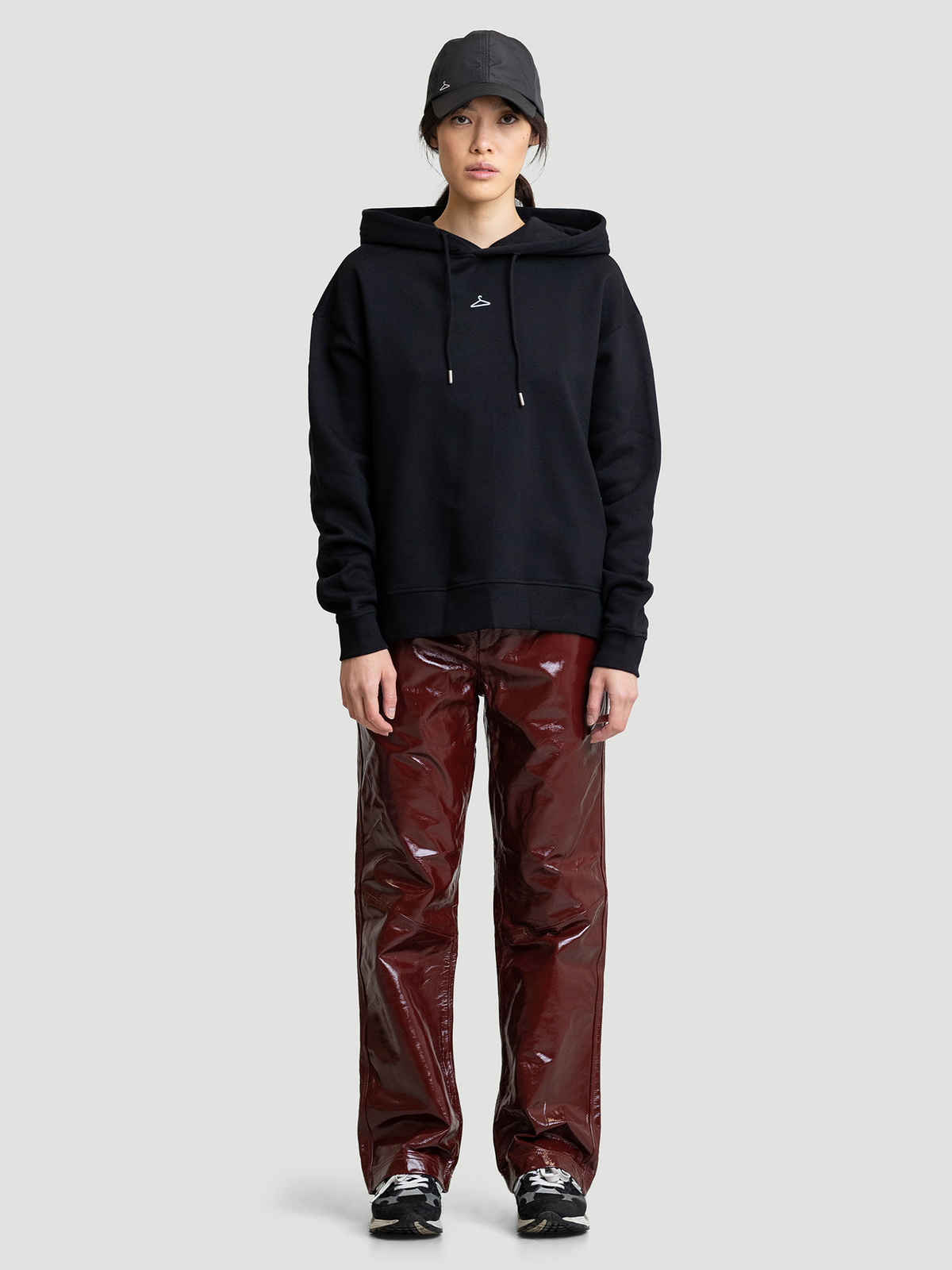 Hanger Hoodie Black 5