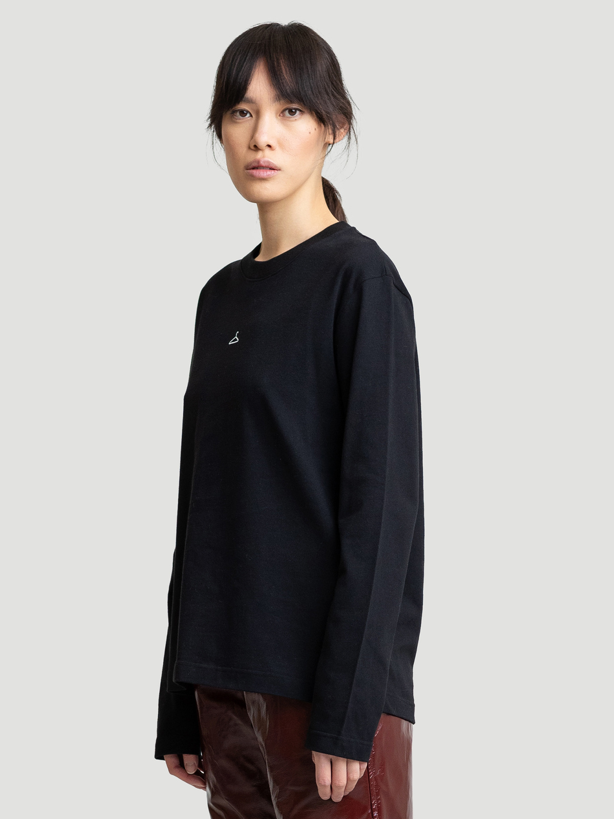 Hanger Longsleeve Black 7