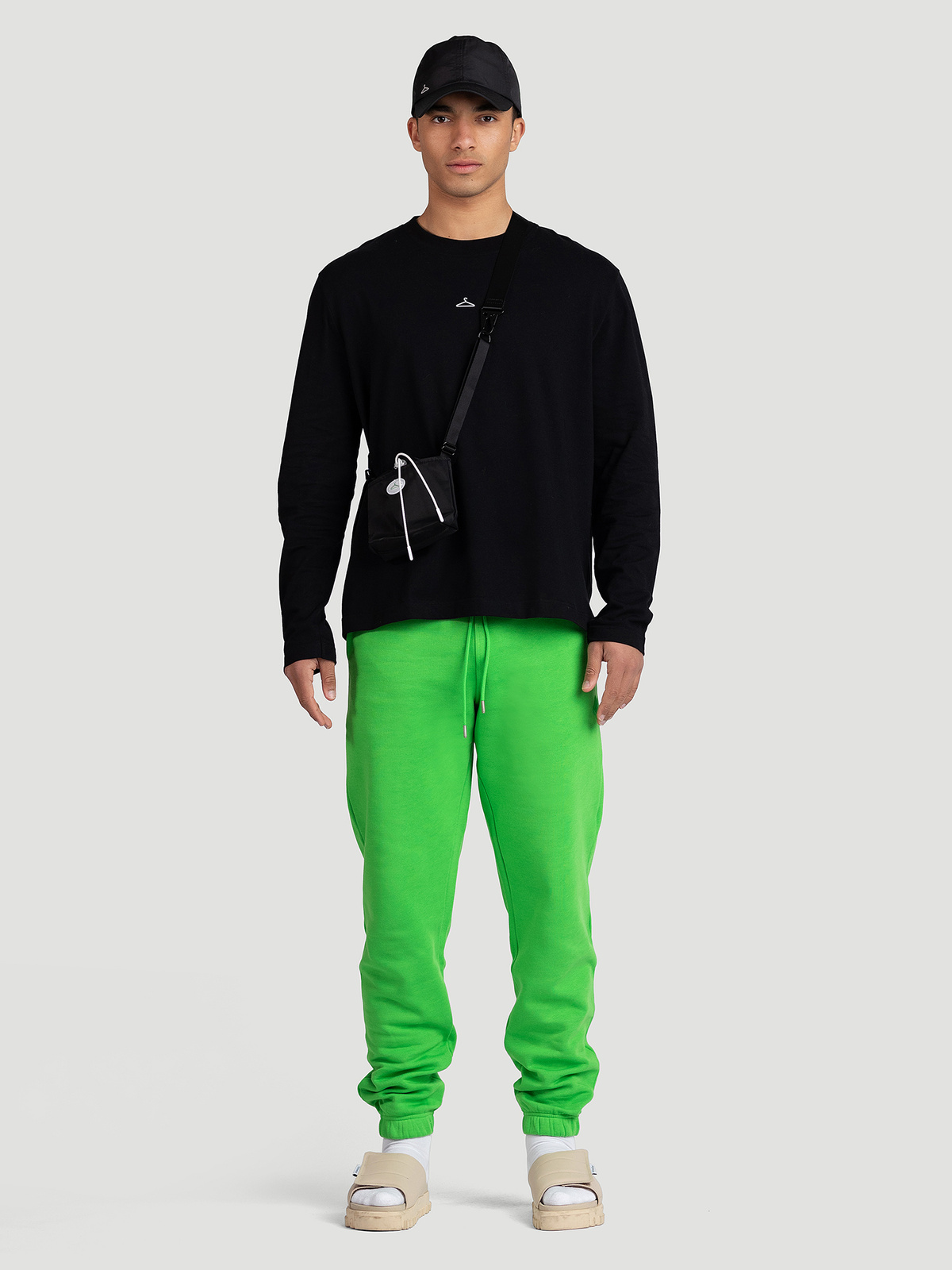 Hanger Mini Bag Black 4
