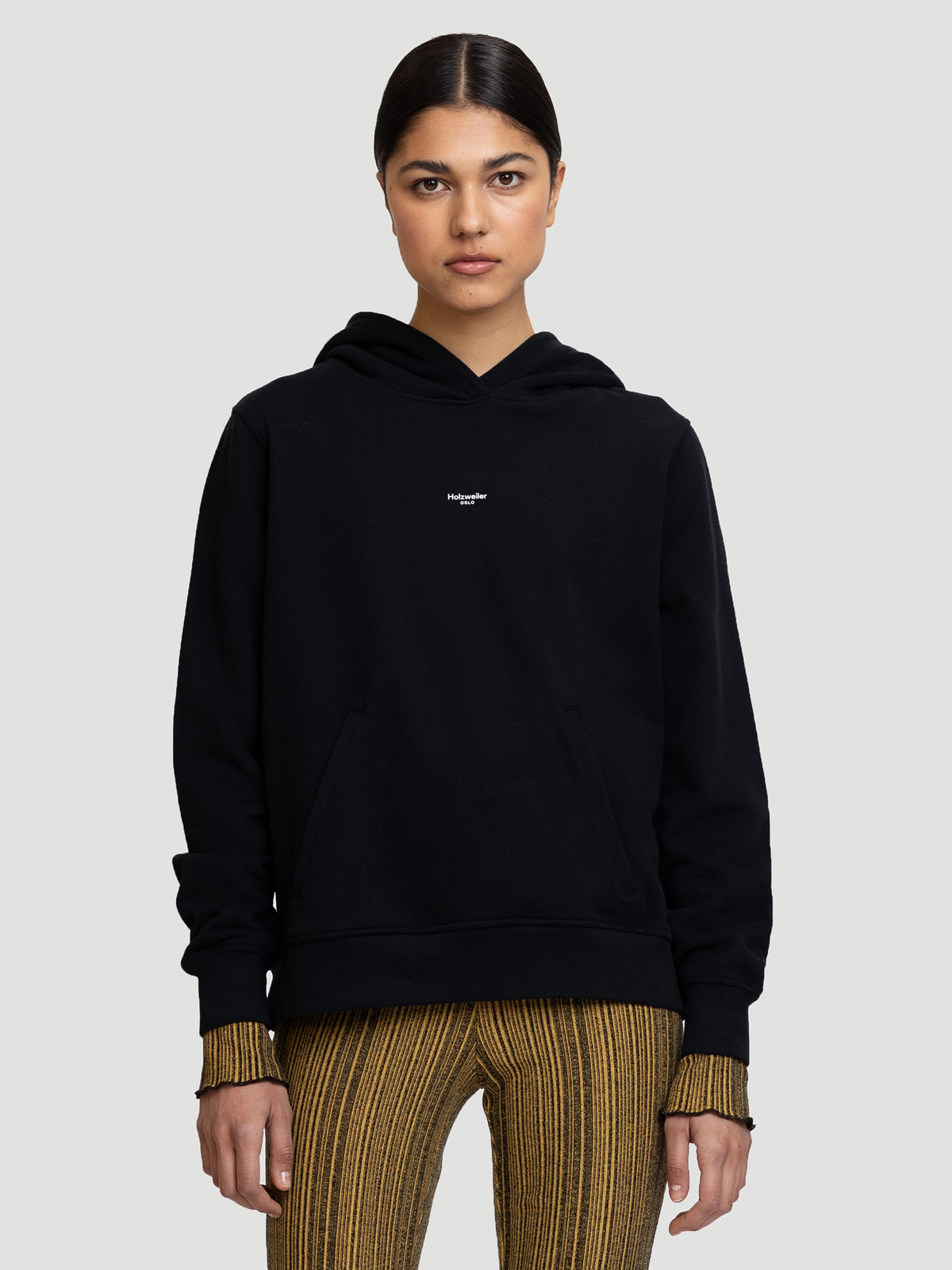 W. Oslo Hoodie Black 0