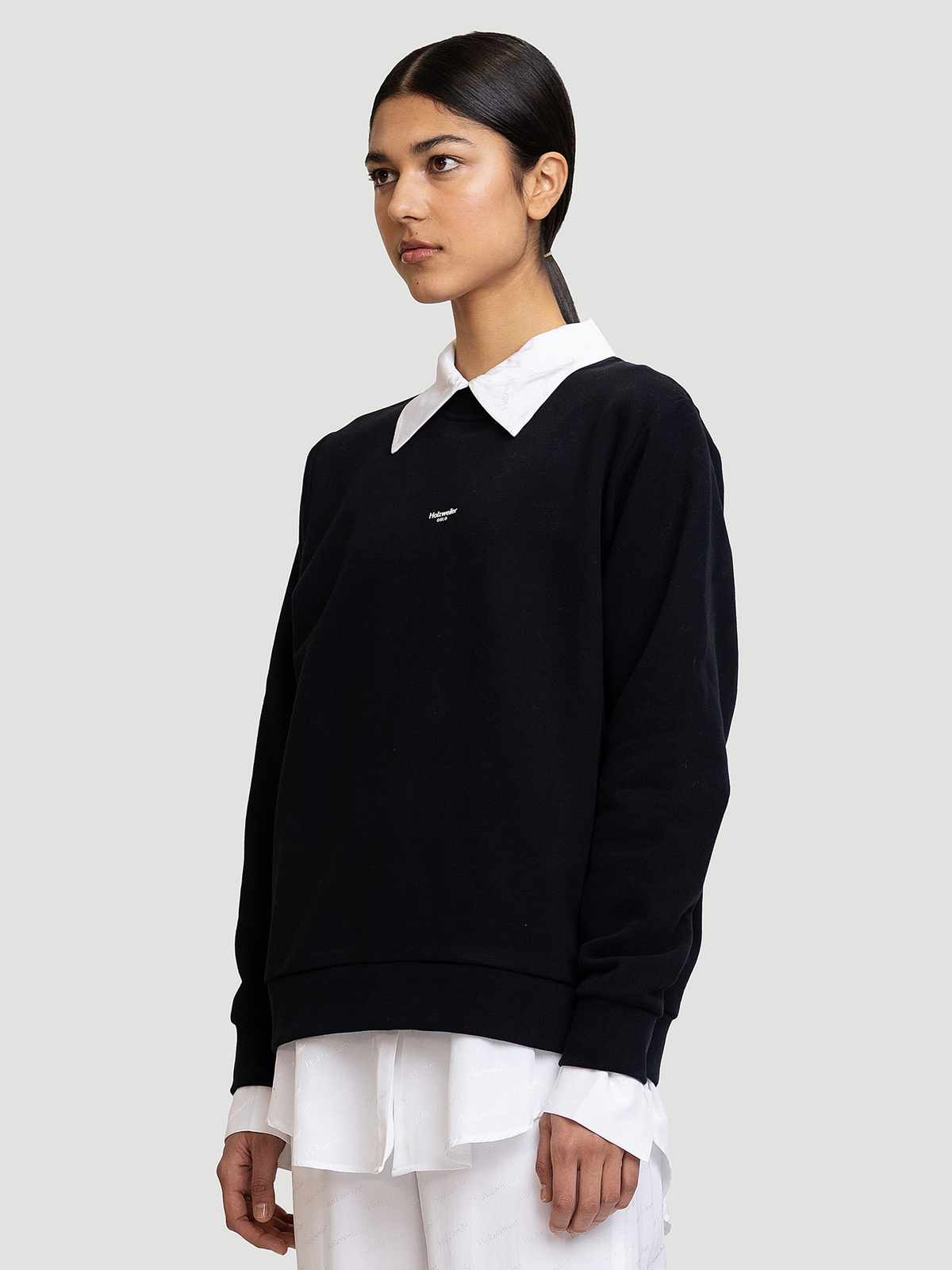 W. Oslo Crew Black 2