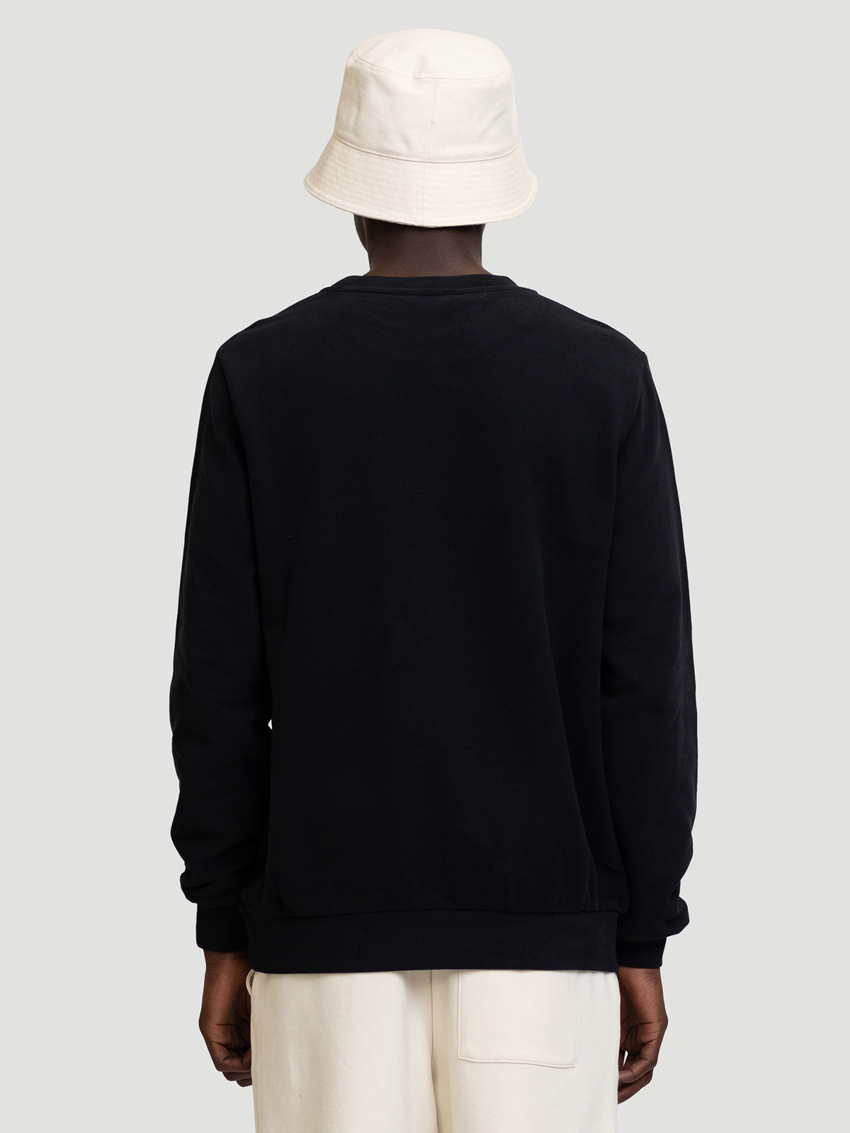 M. Oslo Crew Black 4