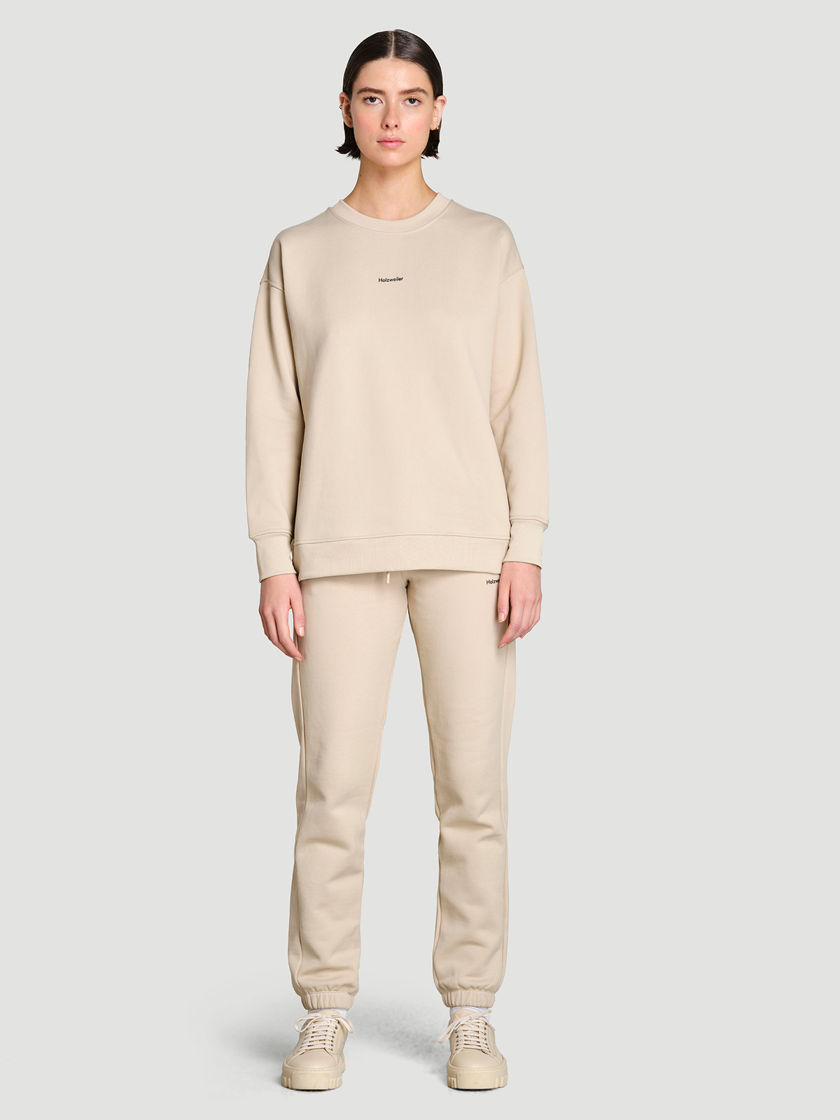 Gina Crew Beige 1