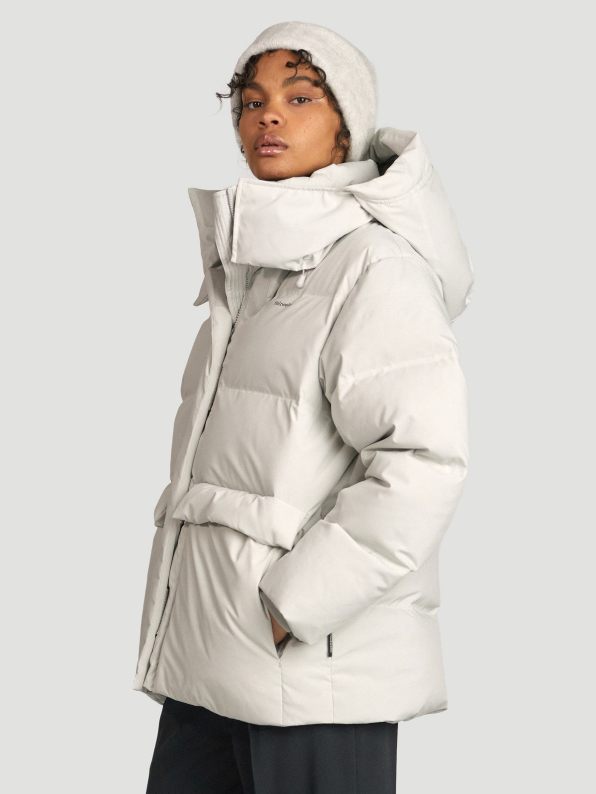 Besseggen Down Jacket Lt. Grey 2