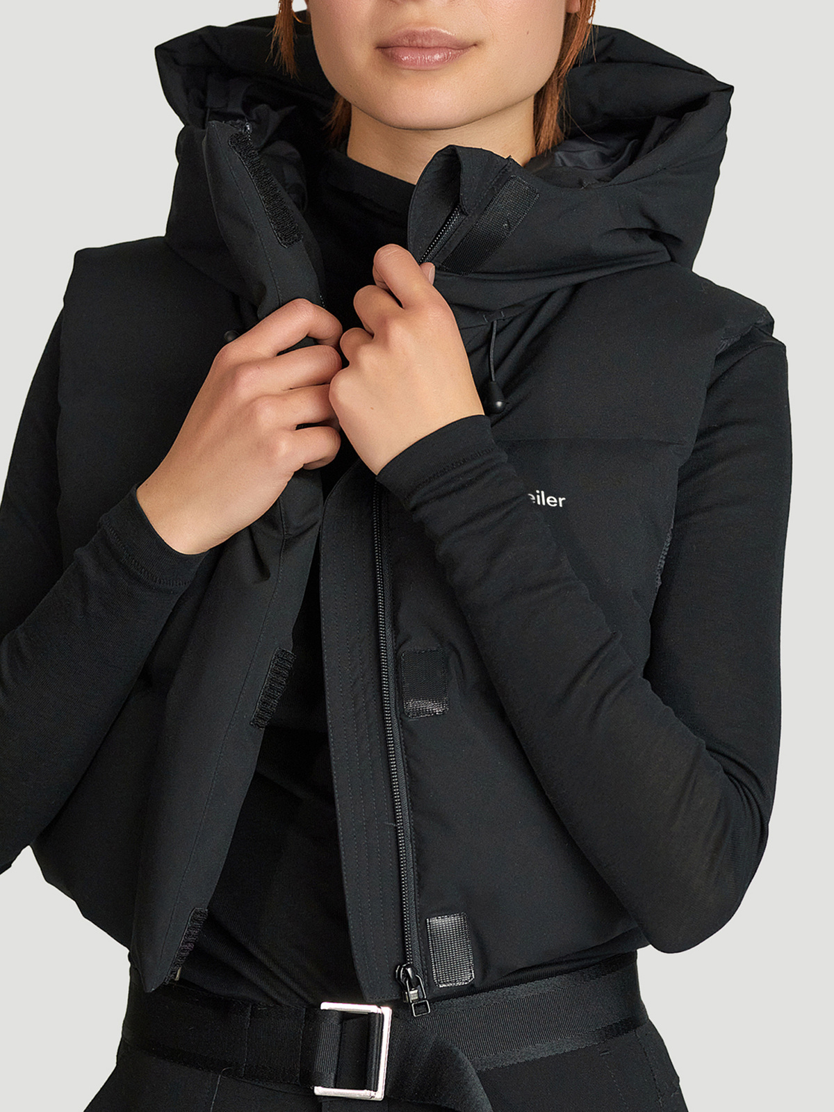 Sula Down Bib Black 2