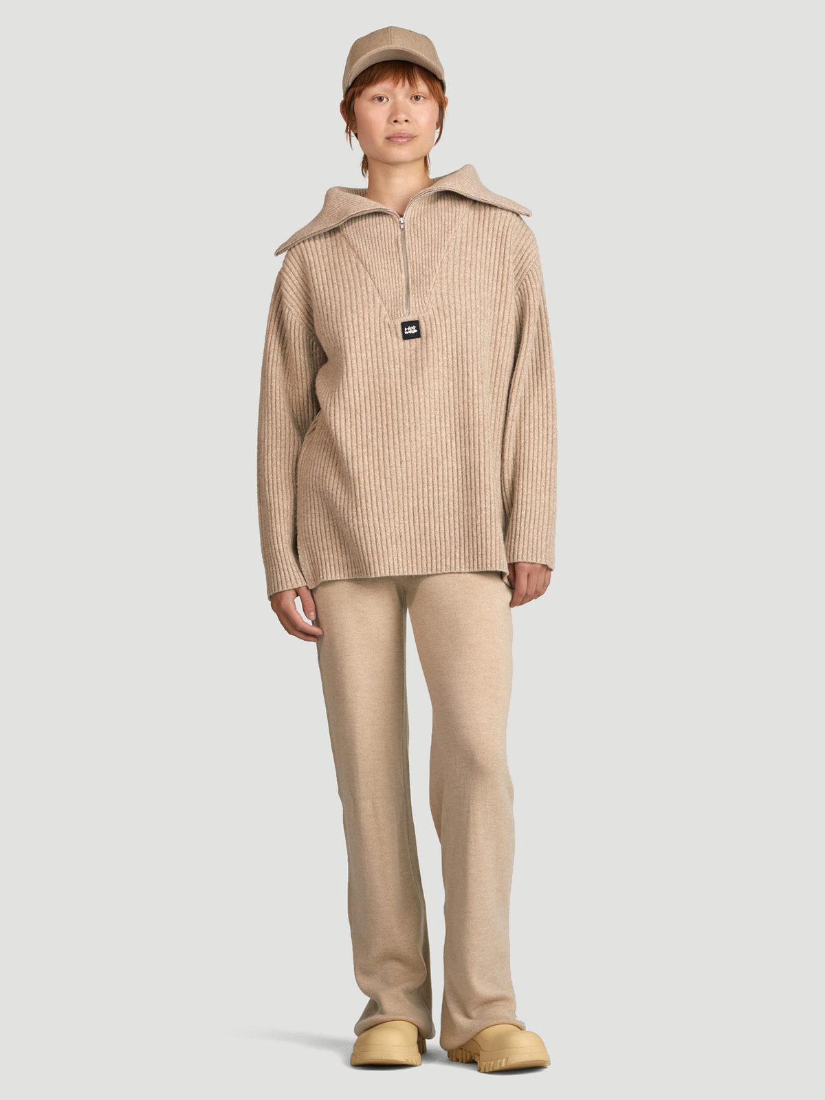 React Knit Sweater Sand 2