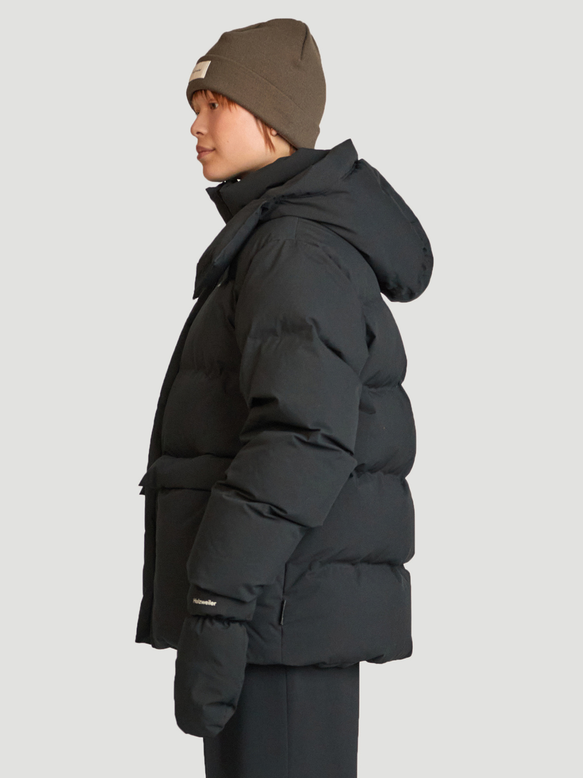 Besseggen Down Jacket Black 3