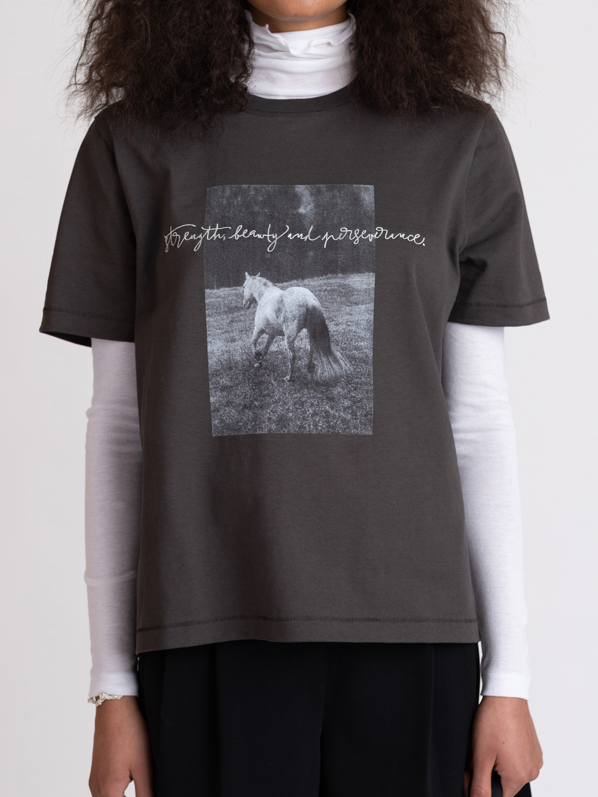 Kjerag Print Tee Dk. Grey 1
