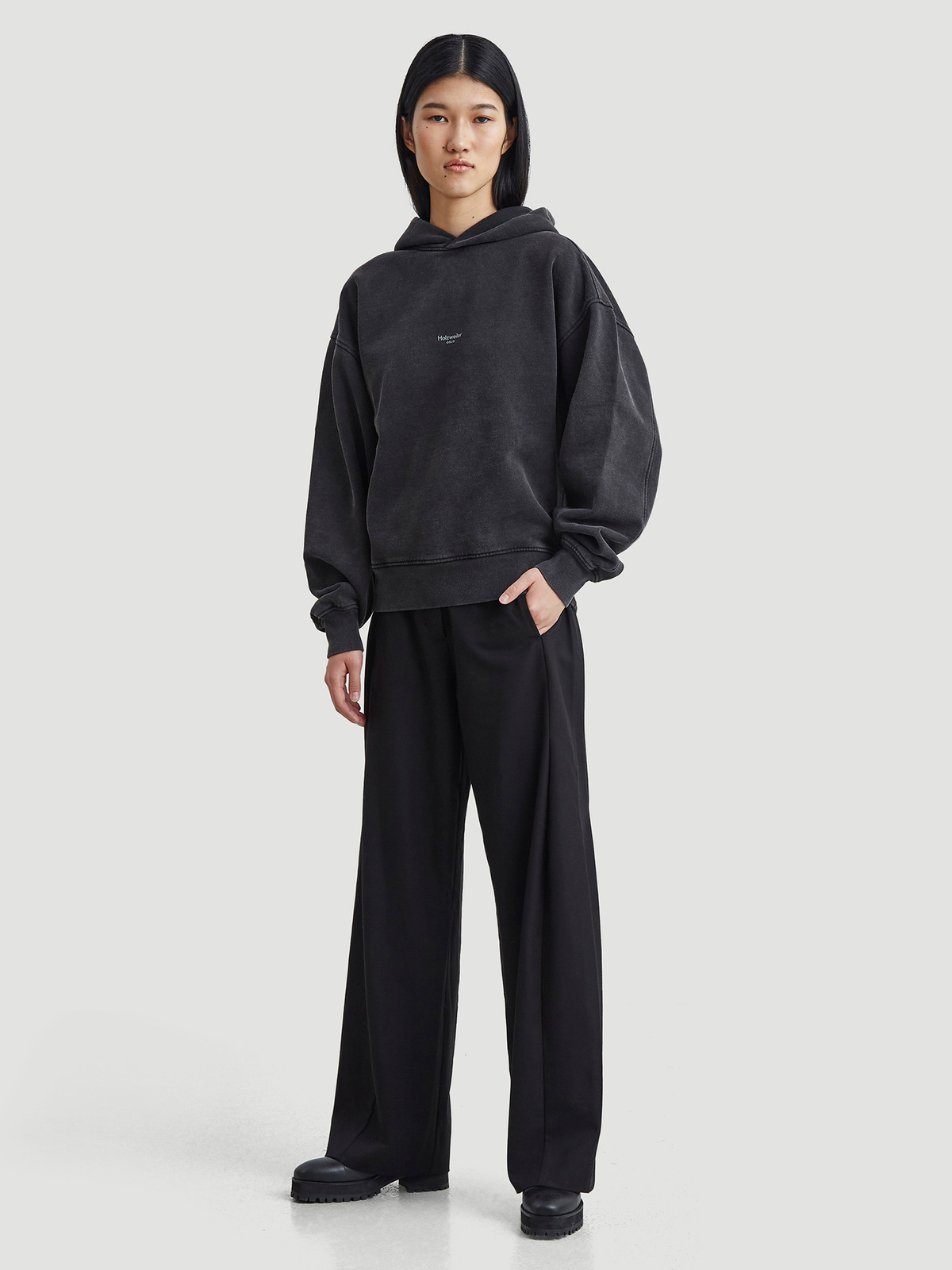 Paradise Oslo Hoodie Black 7