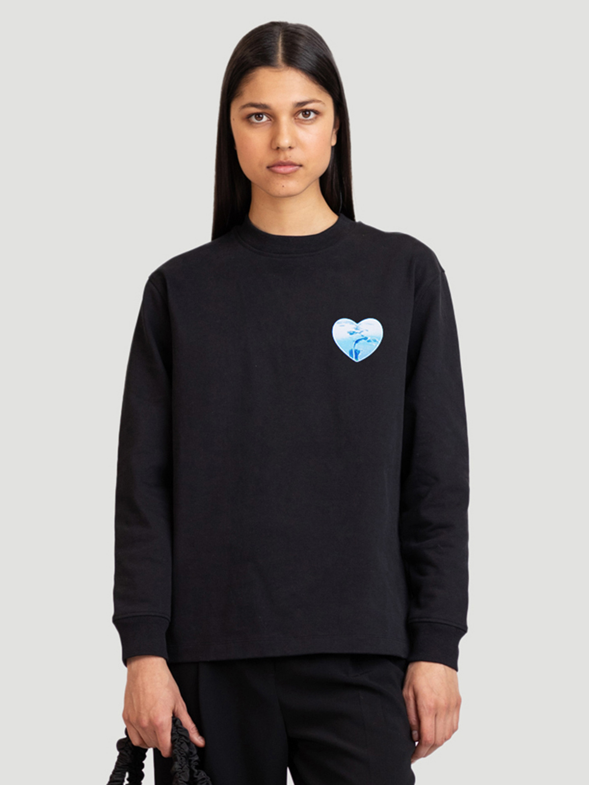 Luring Earth Ls Black 0