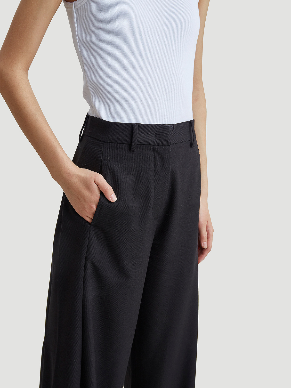 Vidda Trouser Black 2