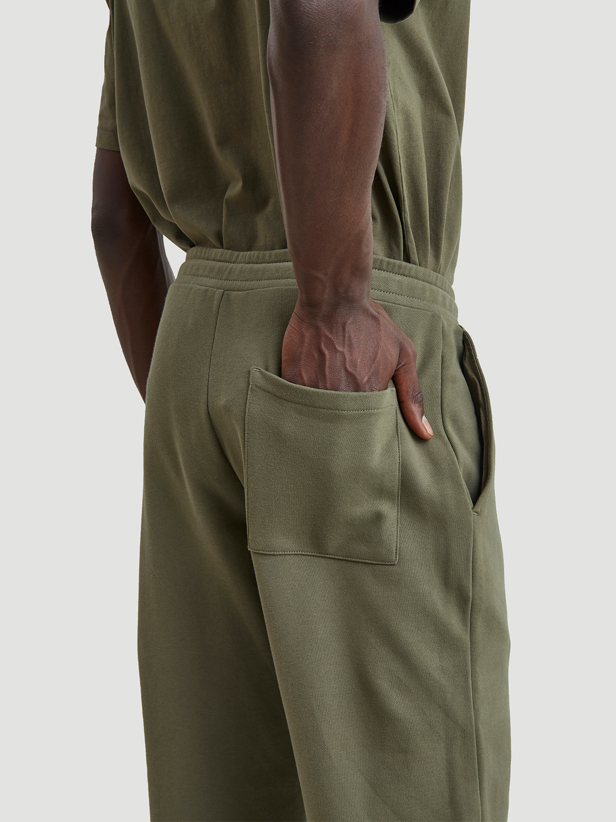 M. Oslo Sweat Trouser Army 2