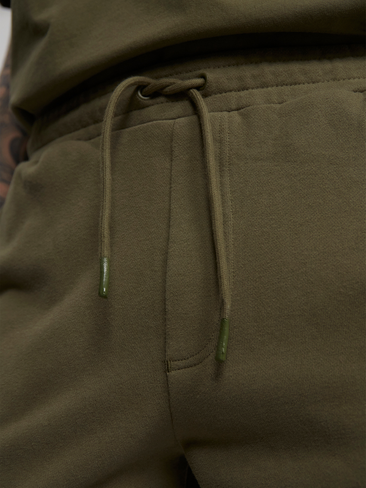 M. Oslo Sweat Trouser Army 3