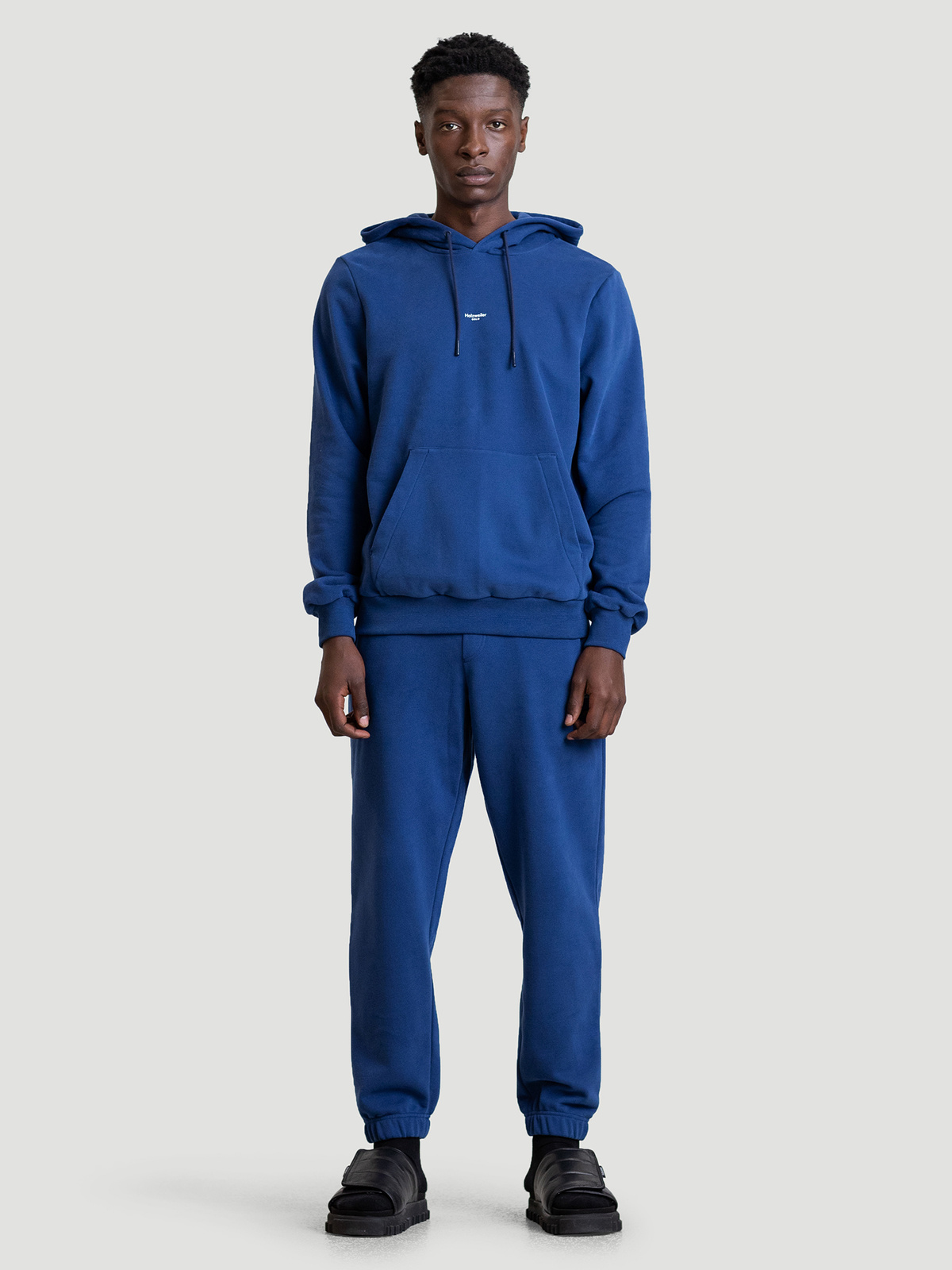 M. Oslo Hoodie Navy 2