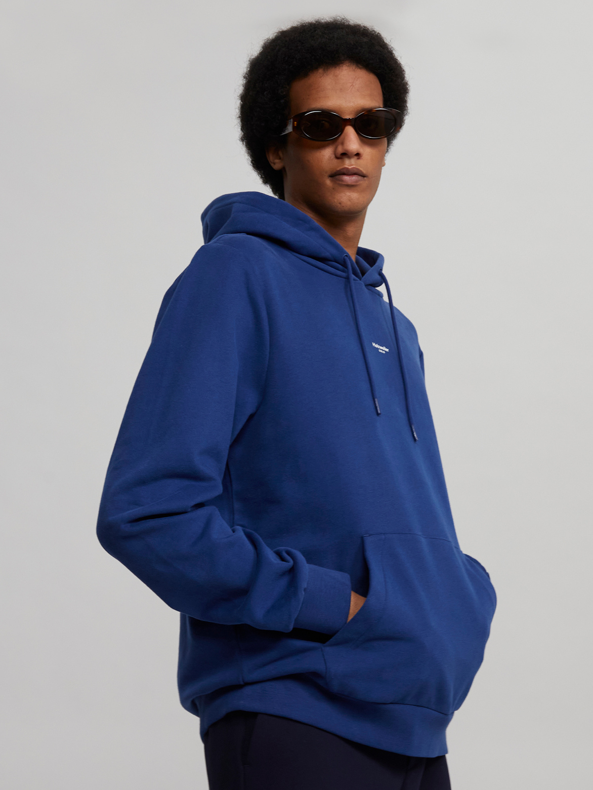 M. Oslo Hoodie Navy 4
