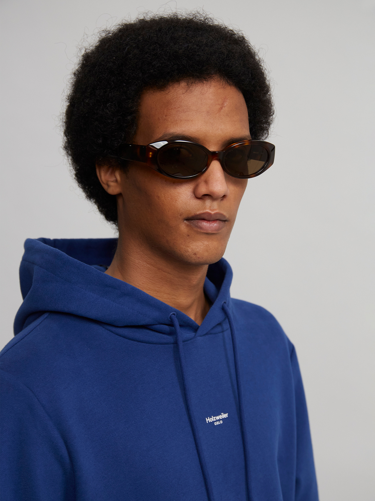 M. Oslo Hoodie Navy 2