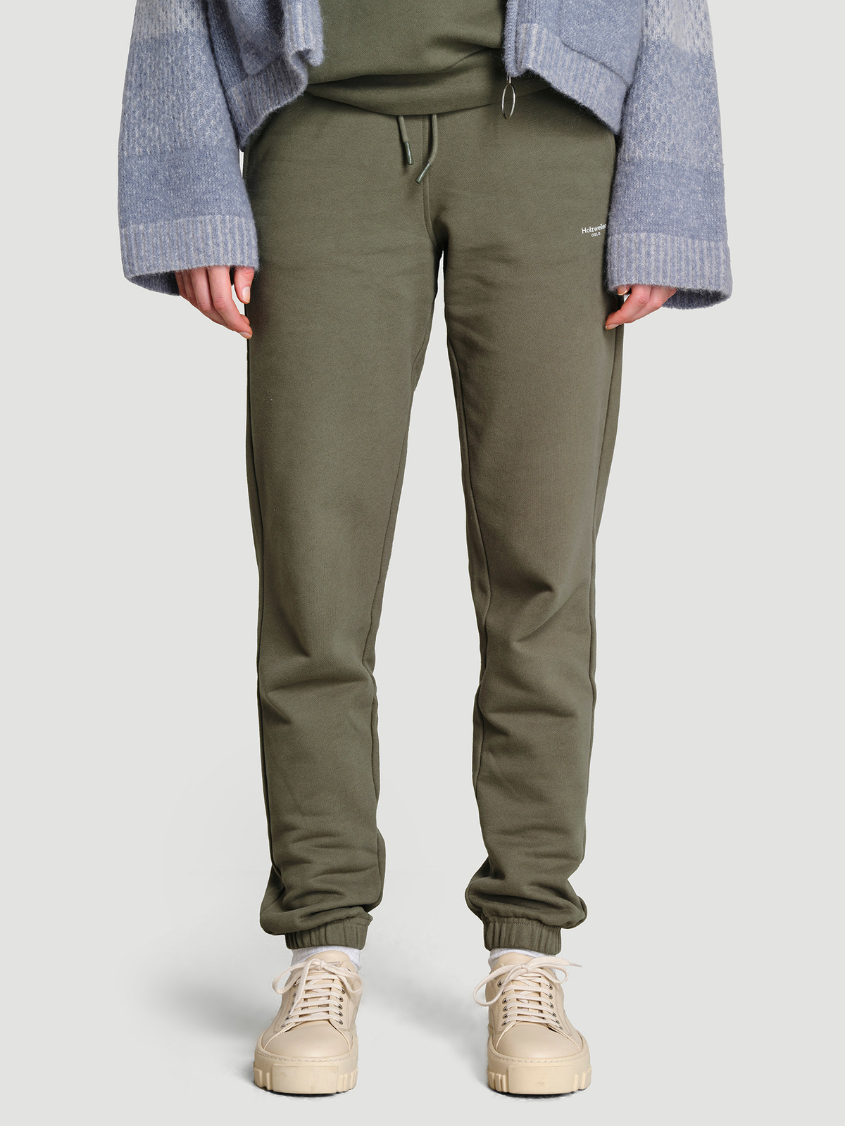 W. Oslo Sweat Trouser Army 1