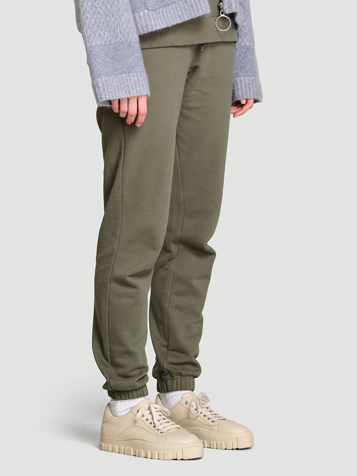 W. Oslo Sweat Trouser Army 2