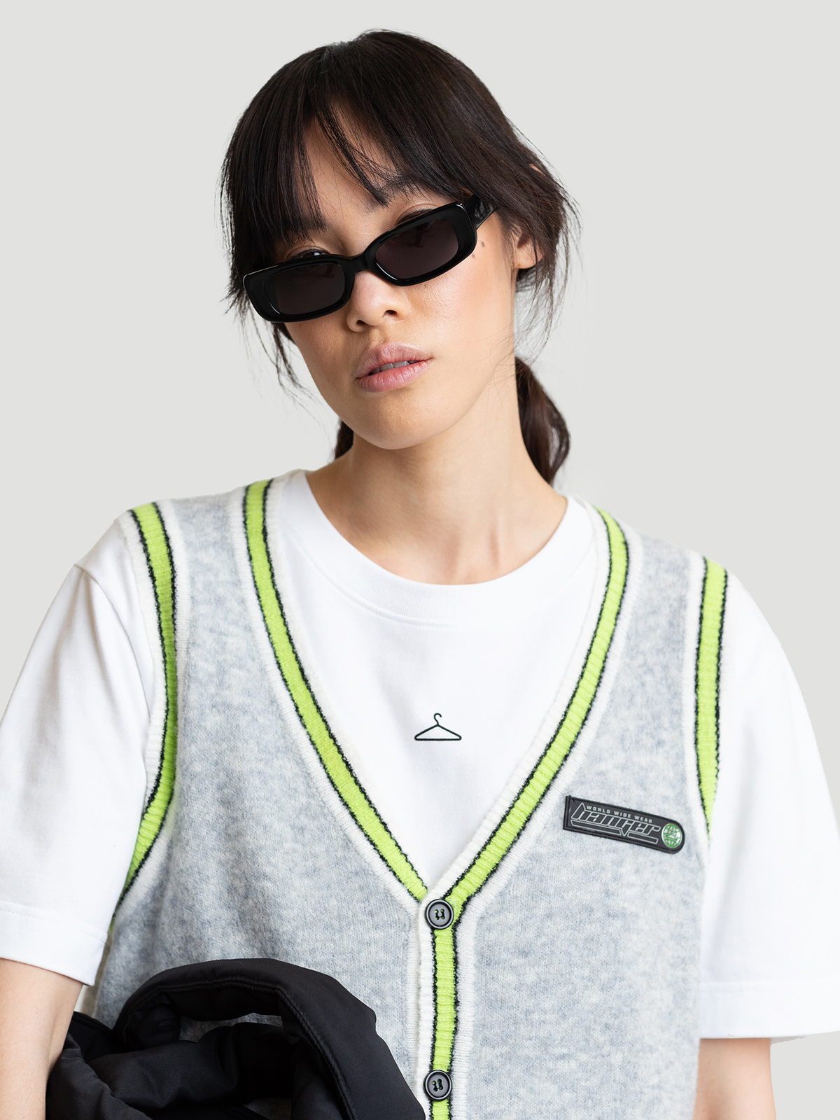 Hanger Knit Vest Grey Lime 2