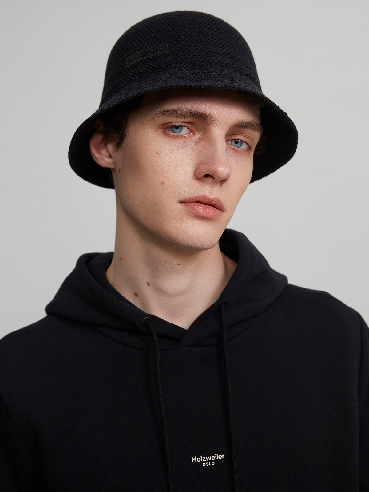 Ahah Knit Bucket Hat Black 2