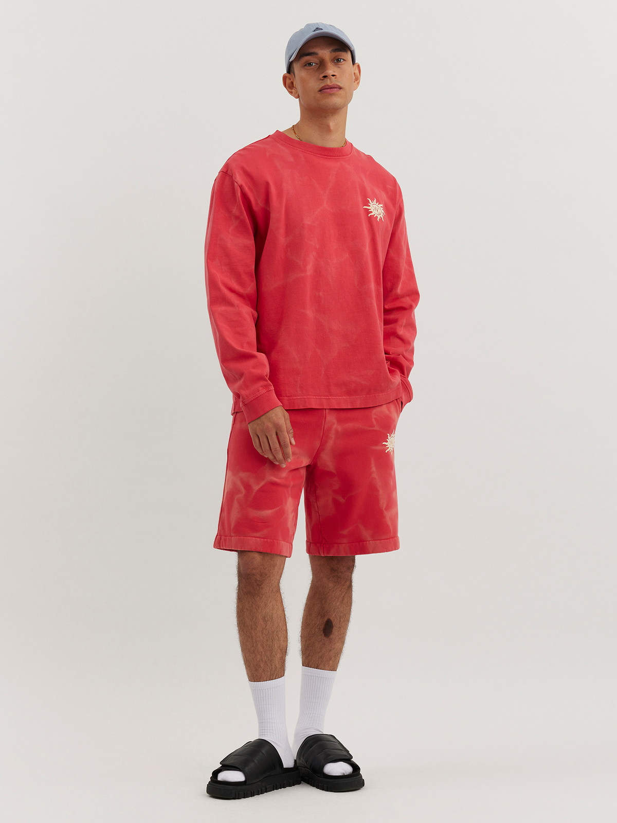 M. Bloom Logos Crew Red 2