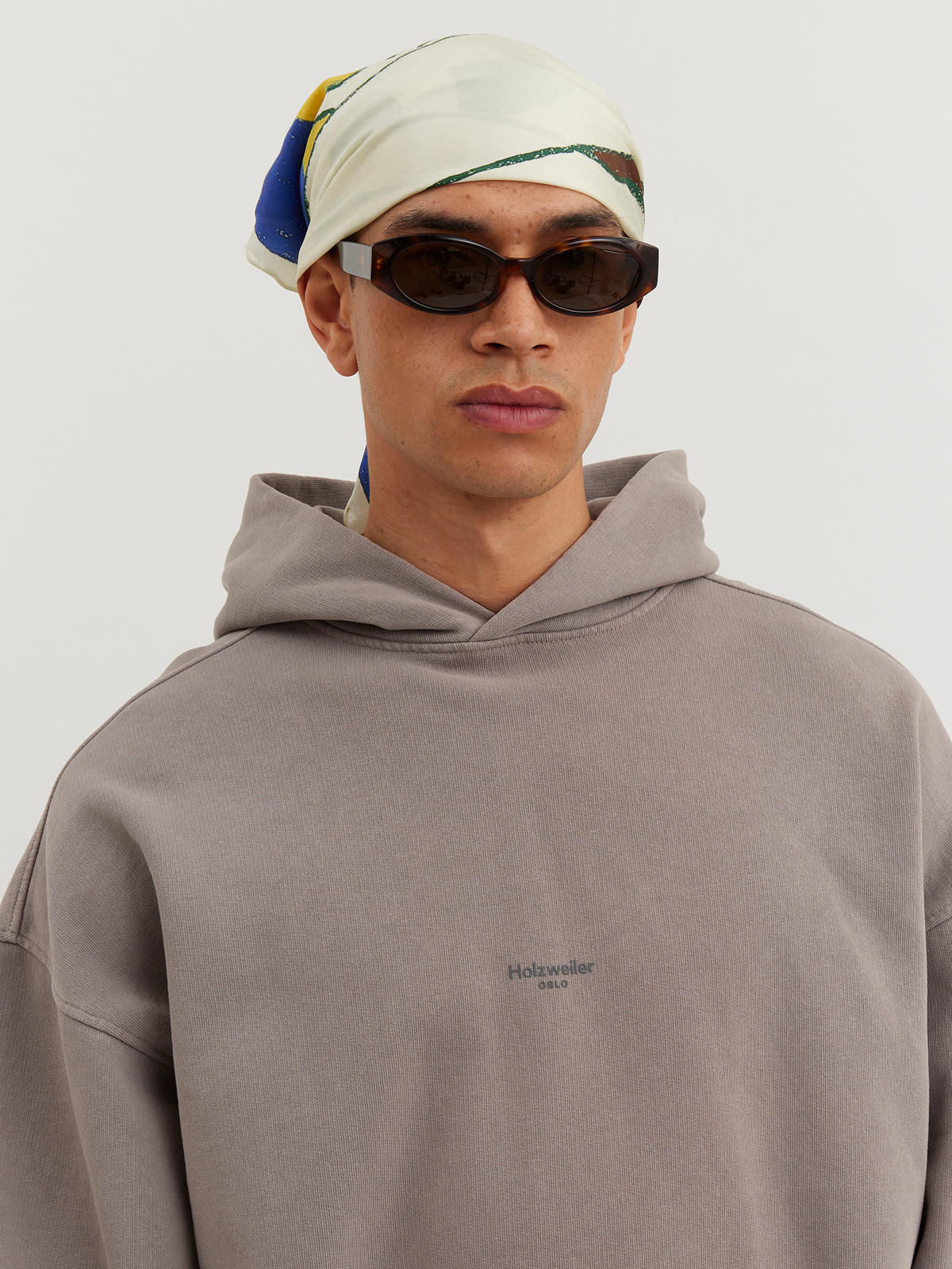 M. Paradise Oslo Hoodie Taupe 2