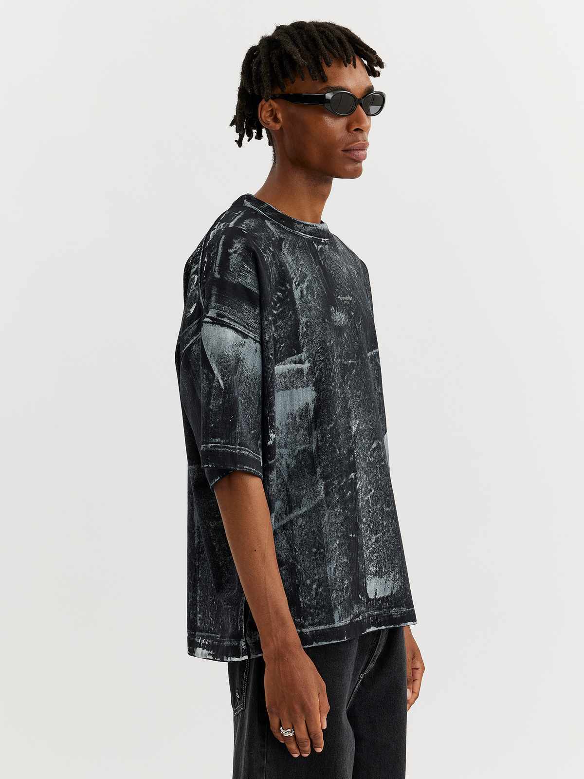 M. Wings Paint Tee Black 5