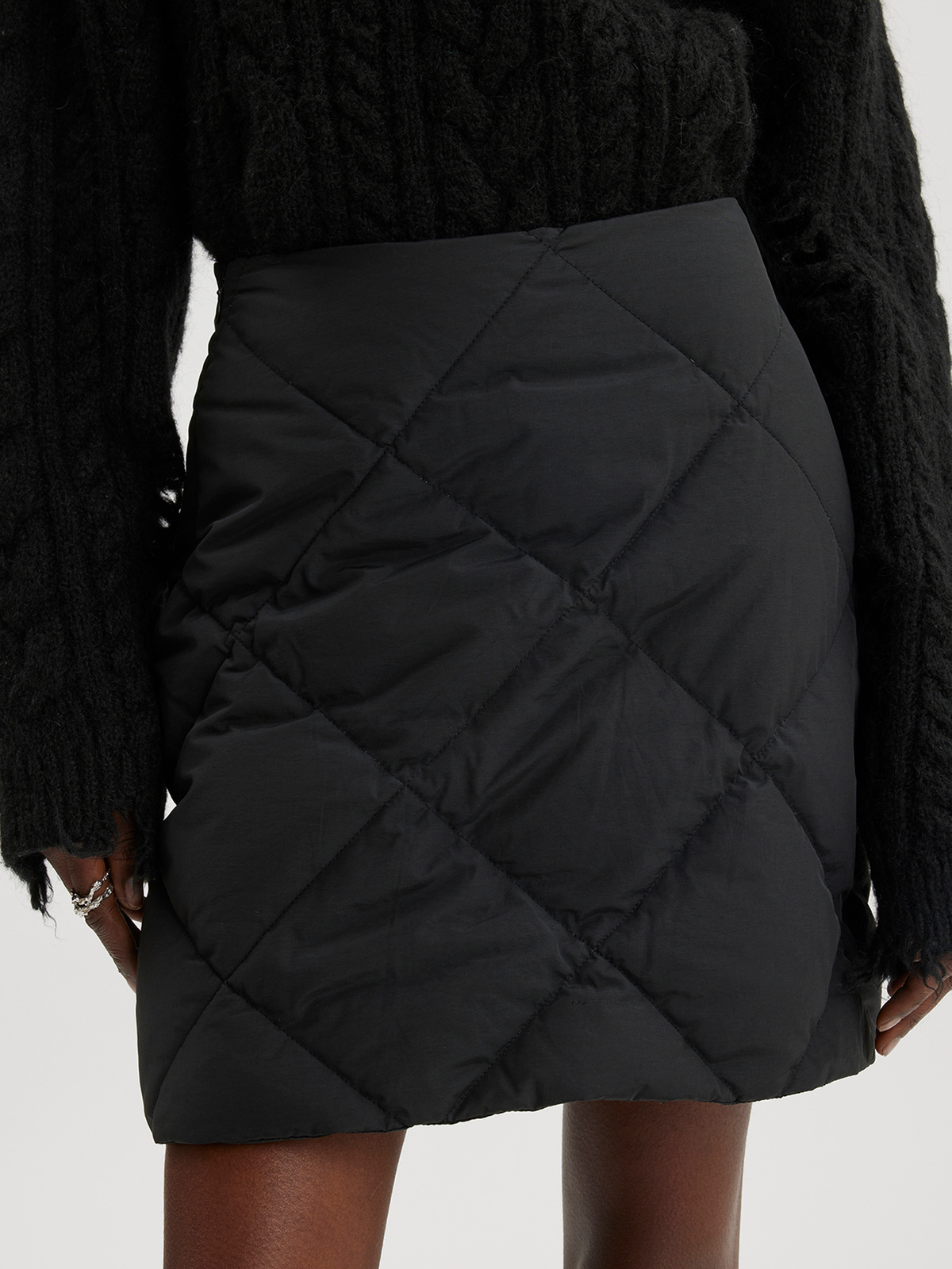 Enja Quilted Skirt Black 2