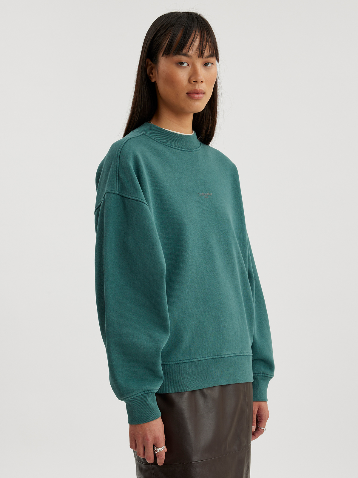 W. Mezzanine Oslo Crew Dk. Green 4