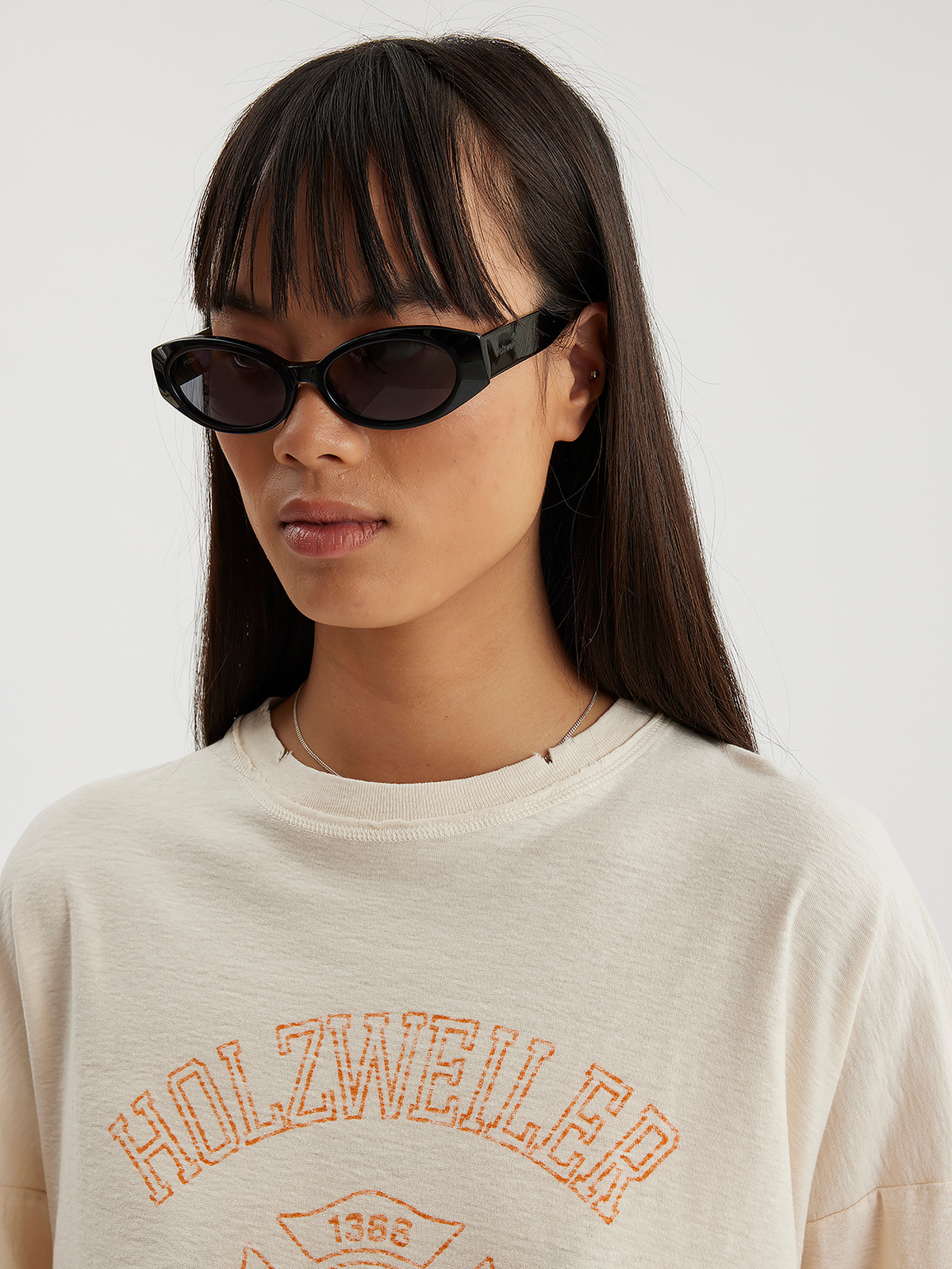 W. Wings Distressed Tee Ecru 2