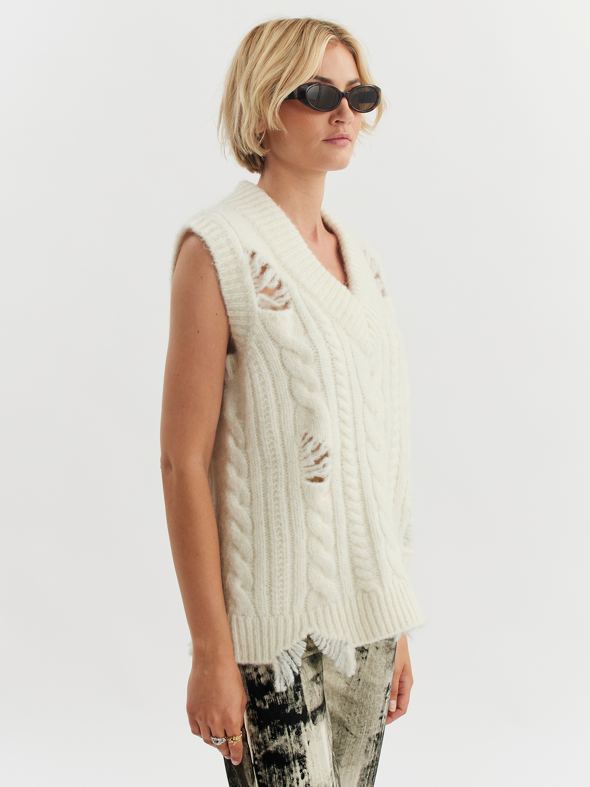 Lassi Distressed Vest Ecru 4