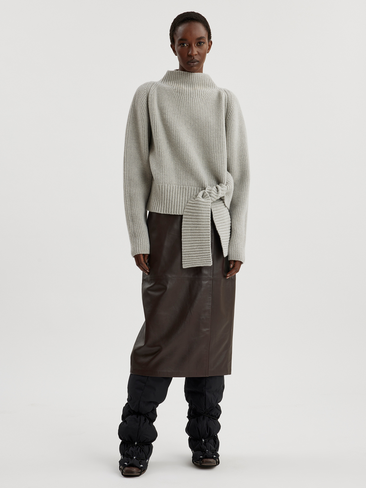Finn Knit Sweater Lt. Grey 1