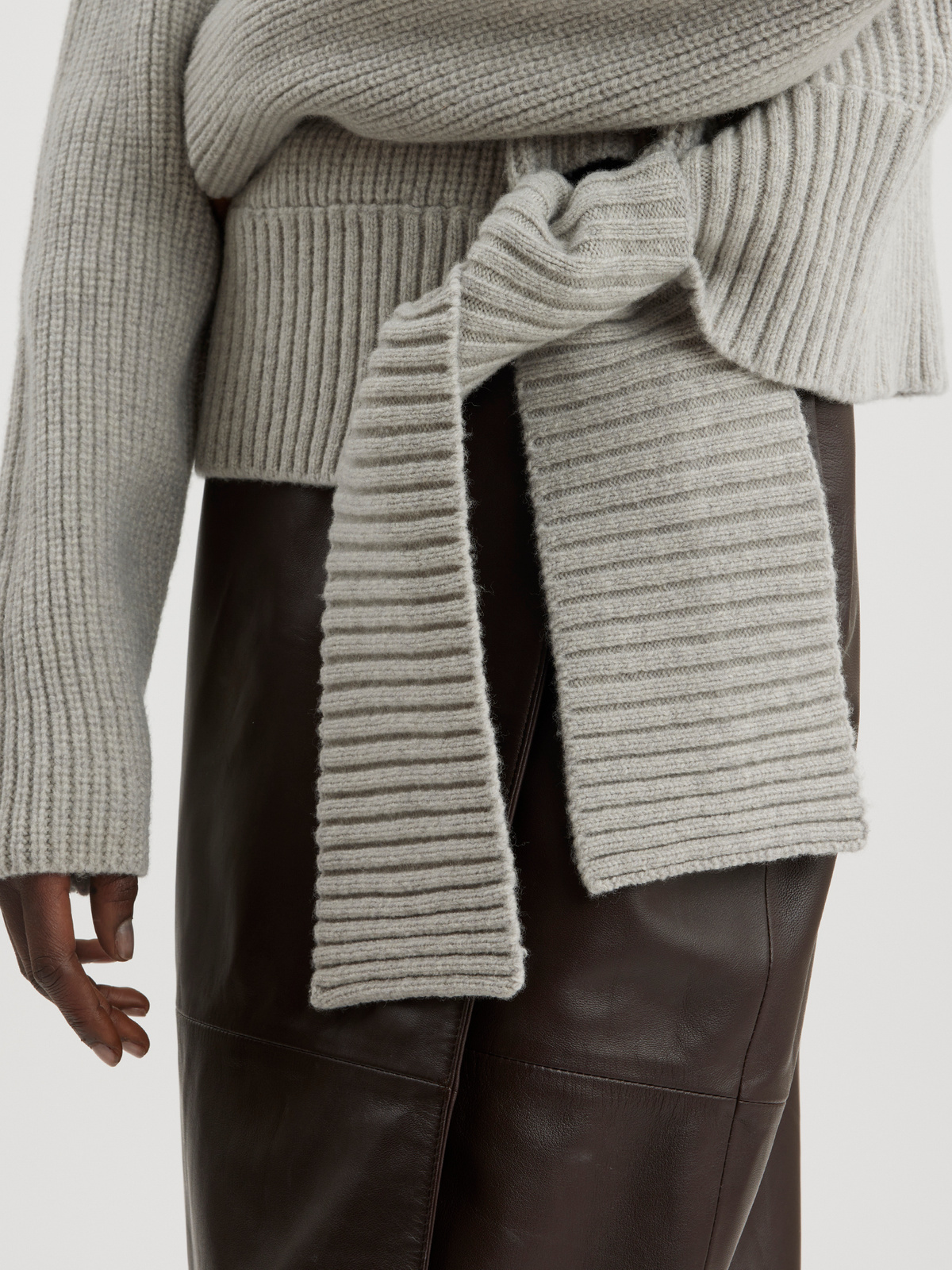 Finn Knit Sweater Lt. Grey 4