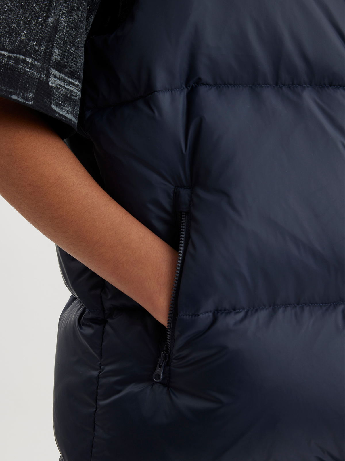 M. Ail Down Vest Navy 4