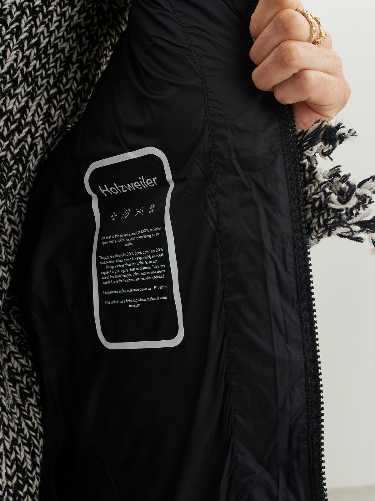W. Ail Down Vest Black 4