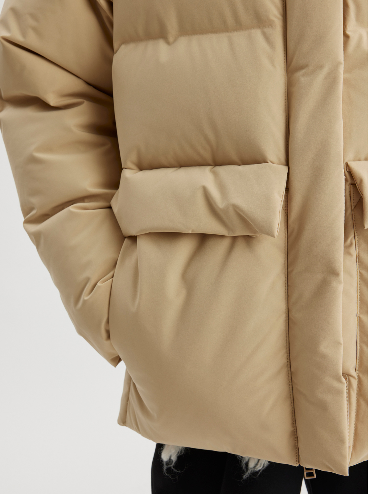Besseggen Down Jacket Beige 4