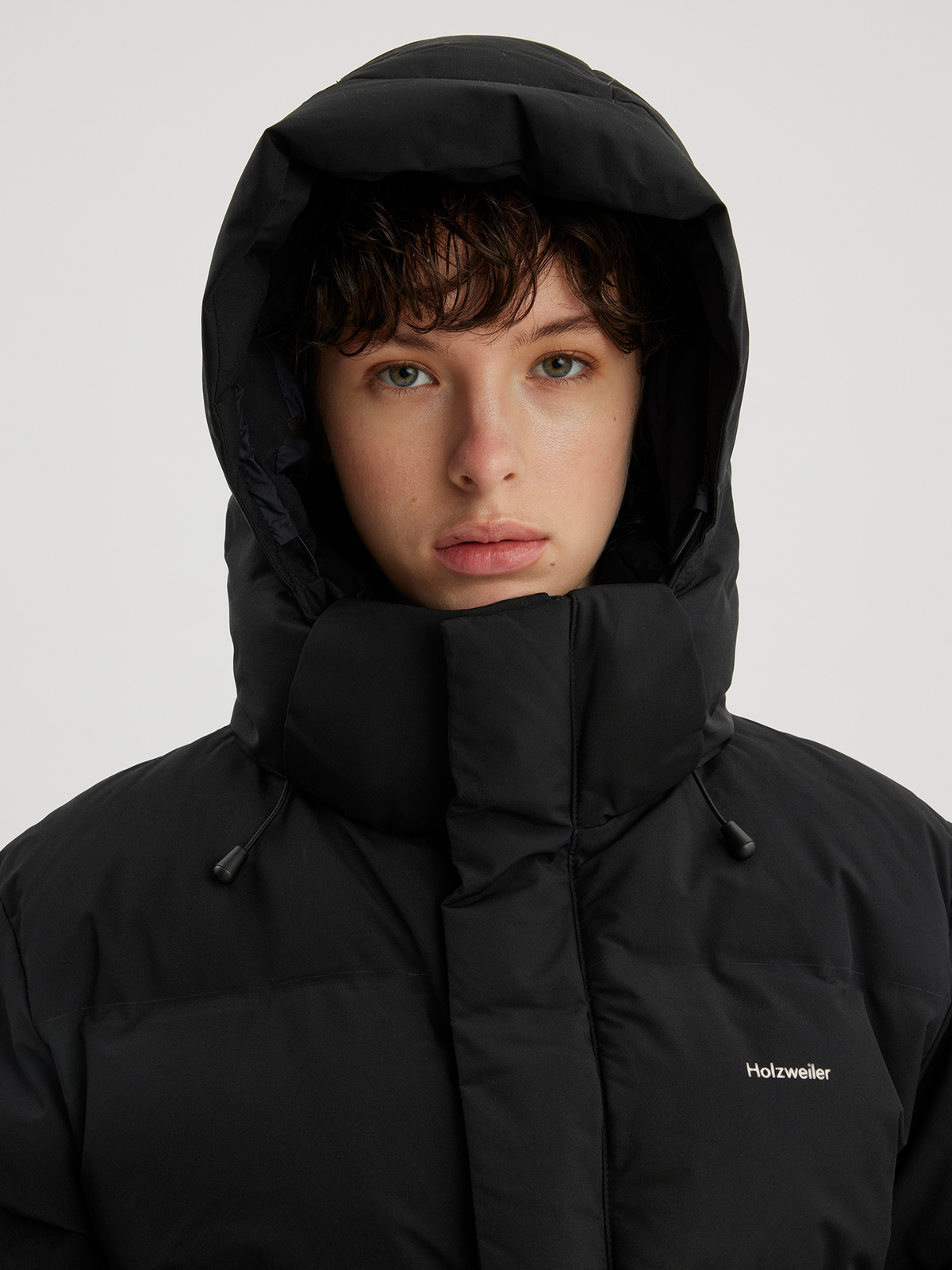 Besseggen Down Jacket Black 3
