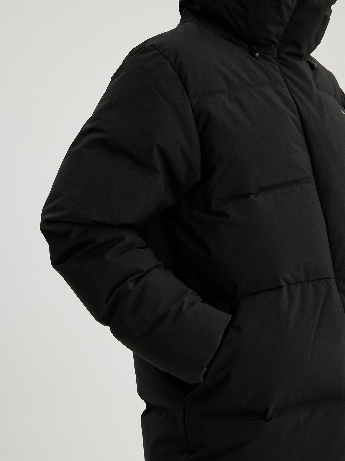 Loen Down Jacket Black 6