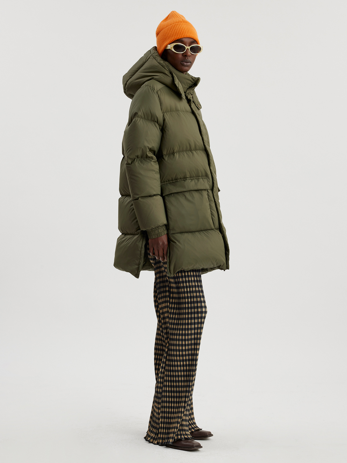 Sol Down Jacket Army 6
