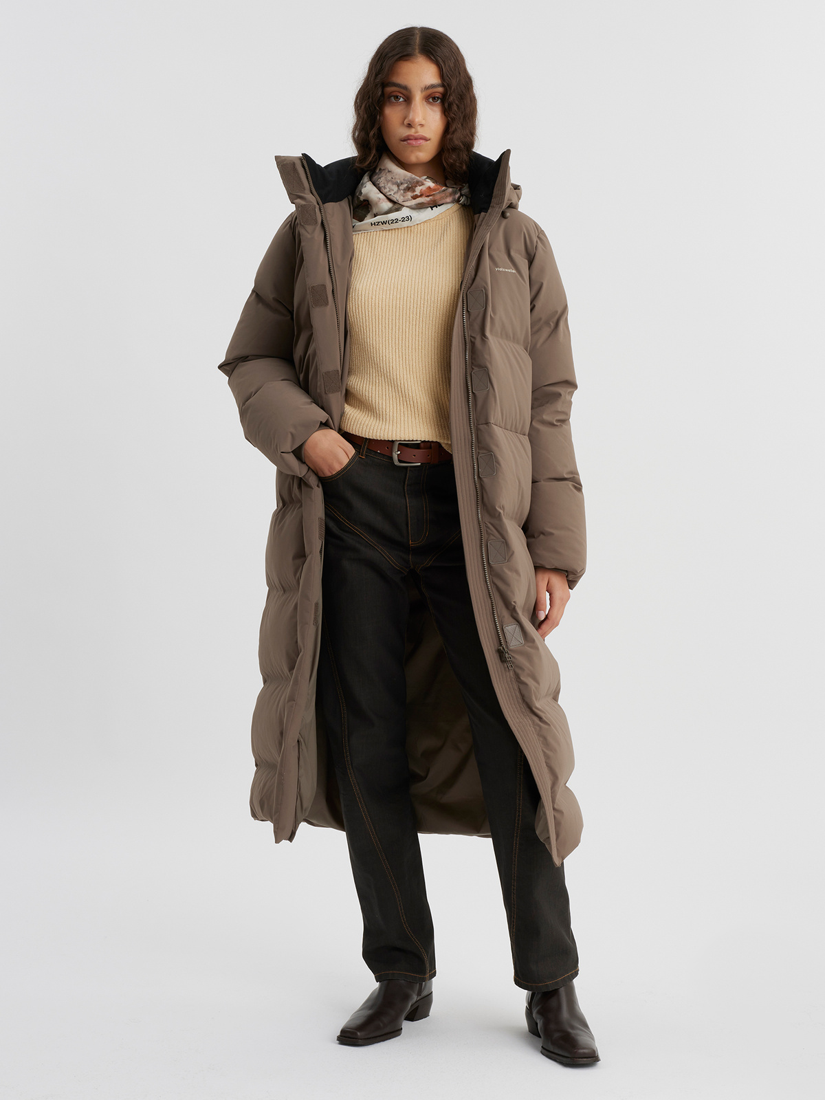 Glittertind Down Jacket Taupe 1
