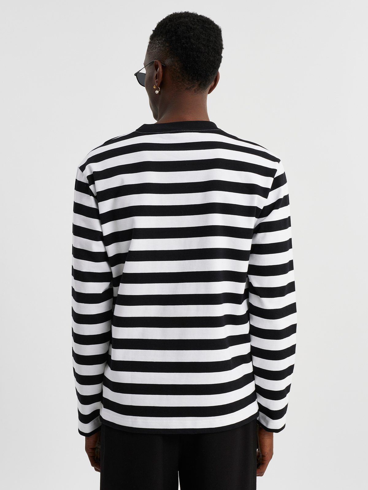 M. Hanger Striped Longsleeve Black White 4