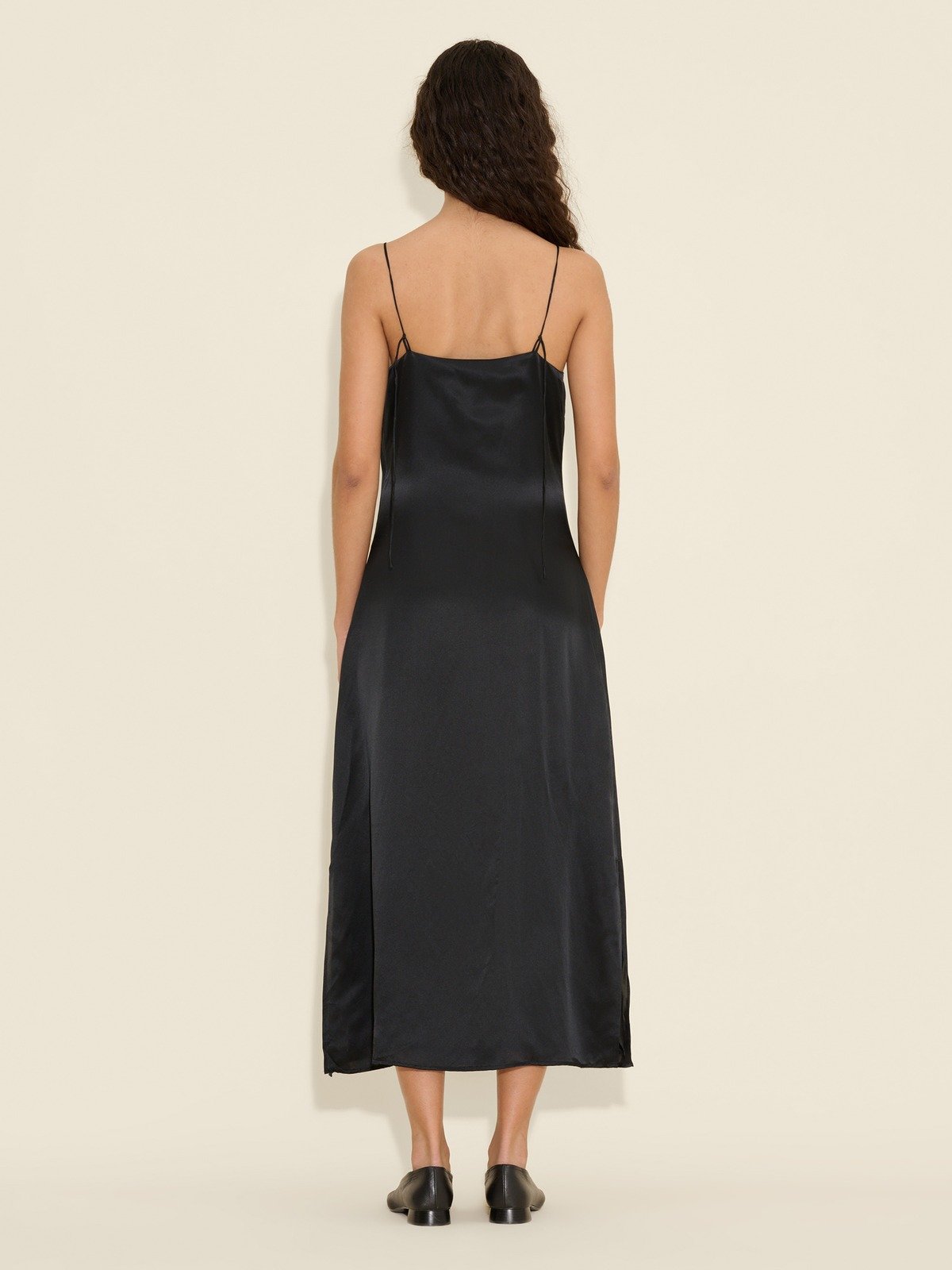 【関税込み】Holzweiler ベージュ Eila マキシワンピース Eila Short Dress - Ecru - Holzweiler