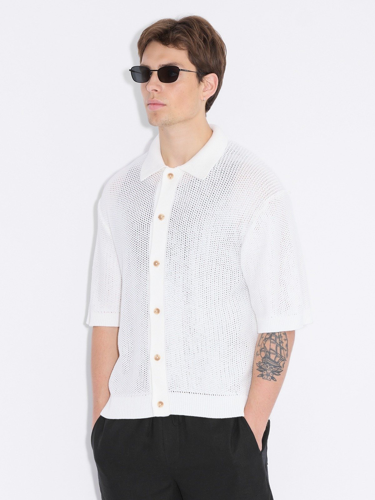 GADID ANONIEM ELIO / WHITE シャツ 2025年最新】gadid anoniem elioの人気アイテム - メルカリ