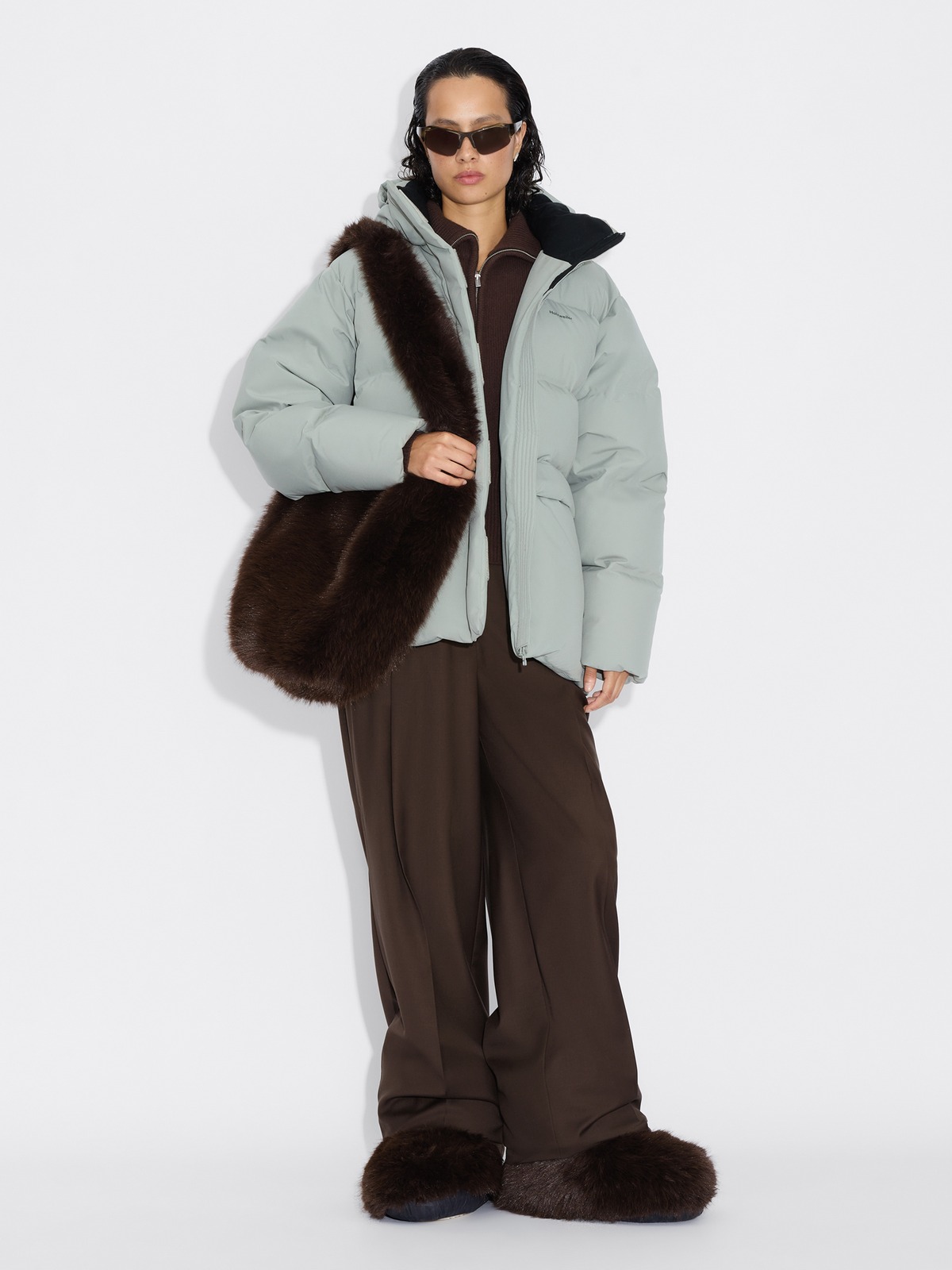 ジャケット・アウター Reiko Reiko Furry Tote - Dk. Brown - Holzweiler