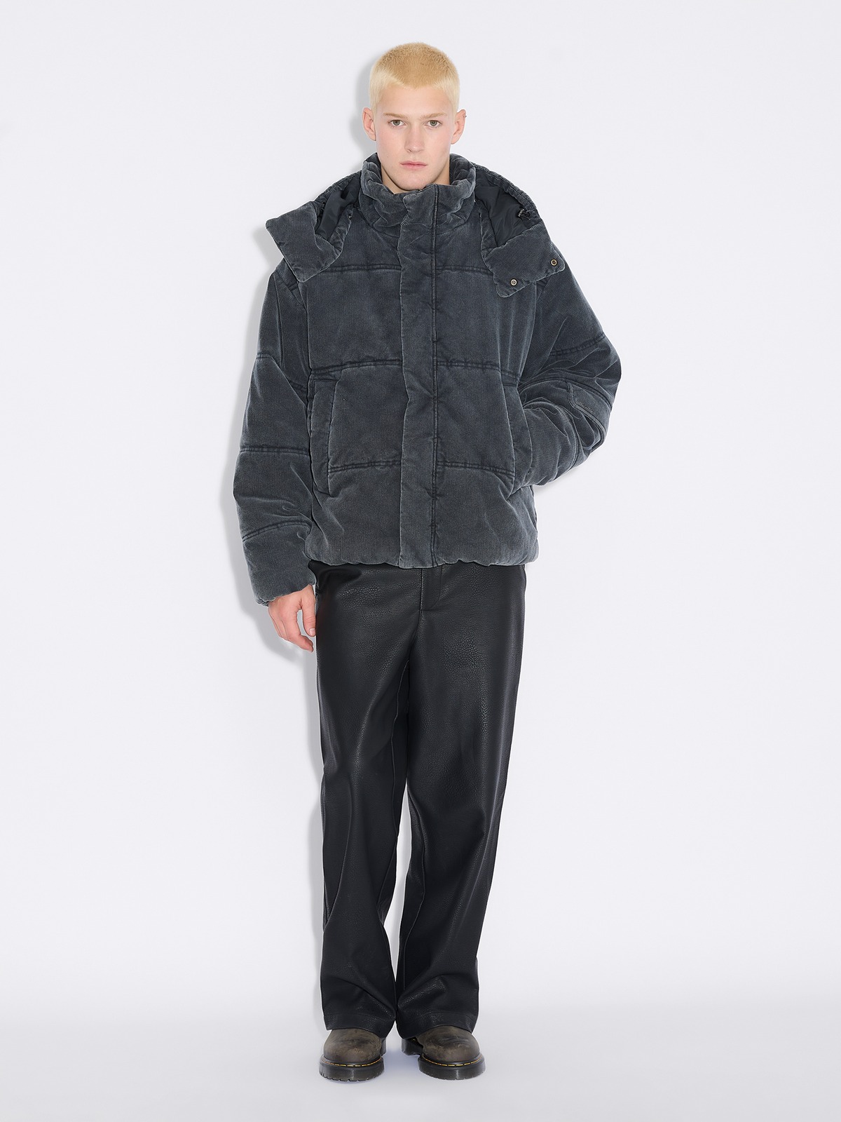 Narvik Corduroy Jacket - Black - Holzweiler